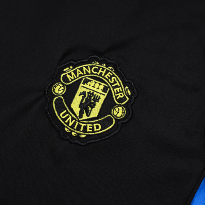Manchester United 2025/26 Kit Training - Image 8