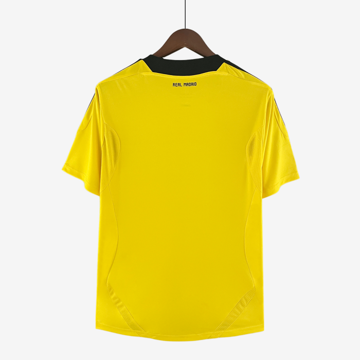 Real Madrid 2011/12 Goalkeeper Jersey – Retro Version - Image 10