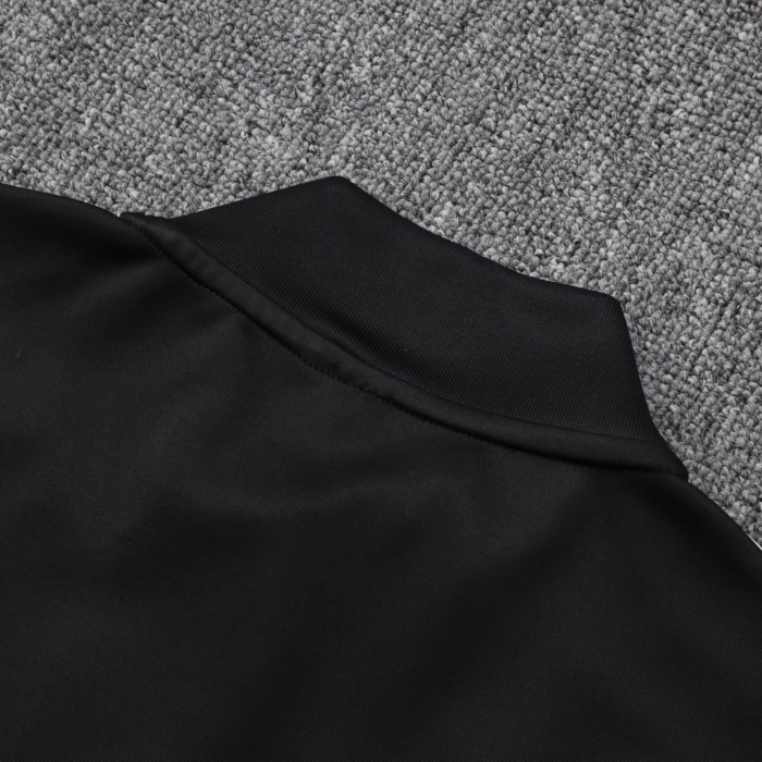 Manchester United 2025/26 Tracksuit - Image 7