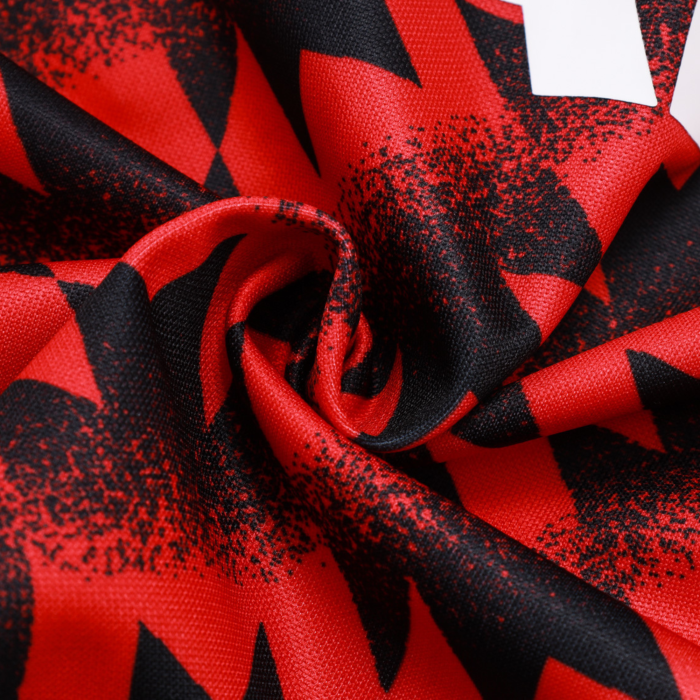 Manchester United 2025/26 Tracksuit - Image 9