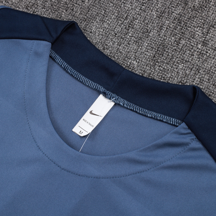 Paris Saint Germain 2025/26 Kit Training - Image 9