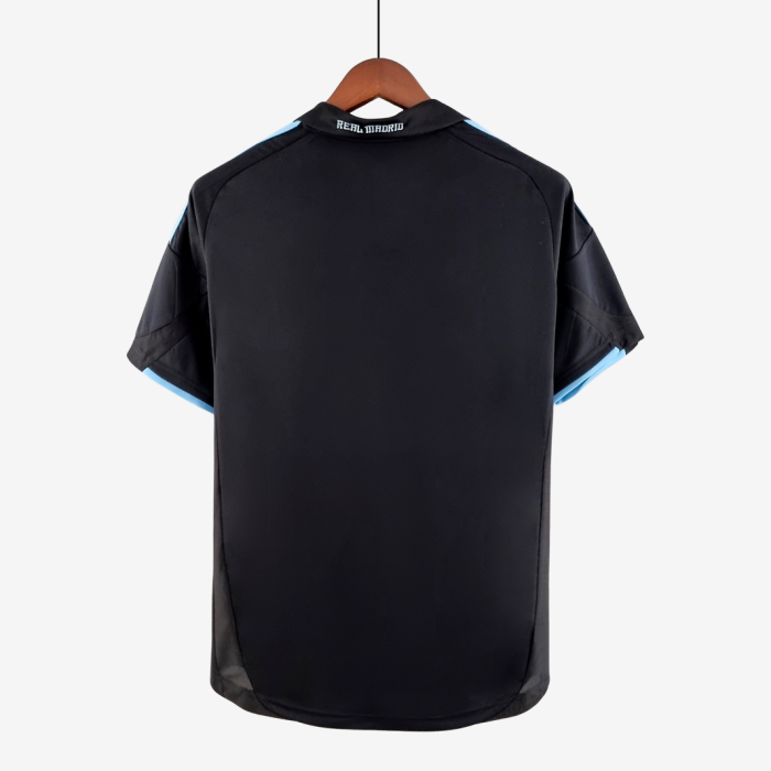 Real Madrid 2009/10 Away Jersey – Retro Version - Image 10