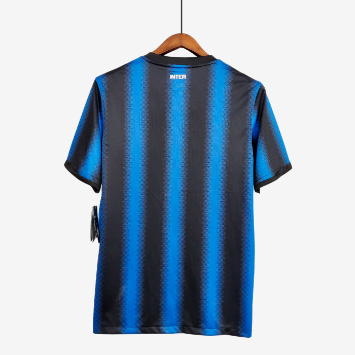 Inter Milan 2010/11 Home Jersey - Retro Version - Image 11