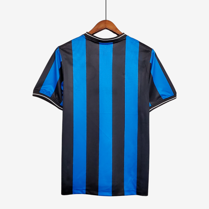 Inter Milan 2010/11 Home Jersey - Retro Version - Image 11