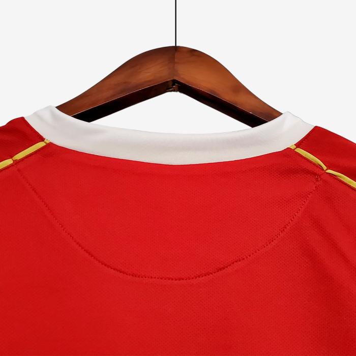 Manchester United 2006/07 Home Jersey - Retro Version - Image 11