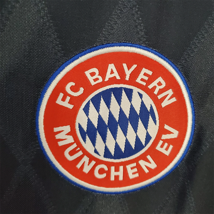 Bayern Munich 1997/99 Home Jersey – Retro Version - Image 8