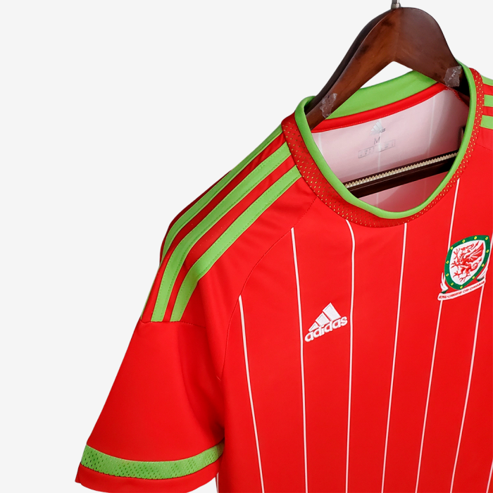 Wales 2015/16 Home Jersey – Retro Version - Image 8