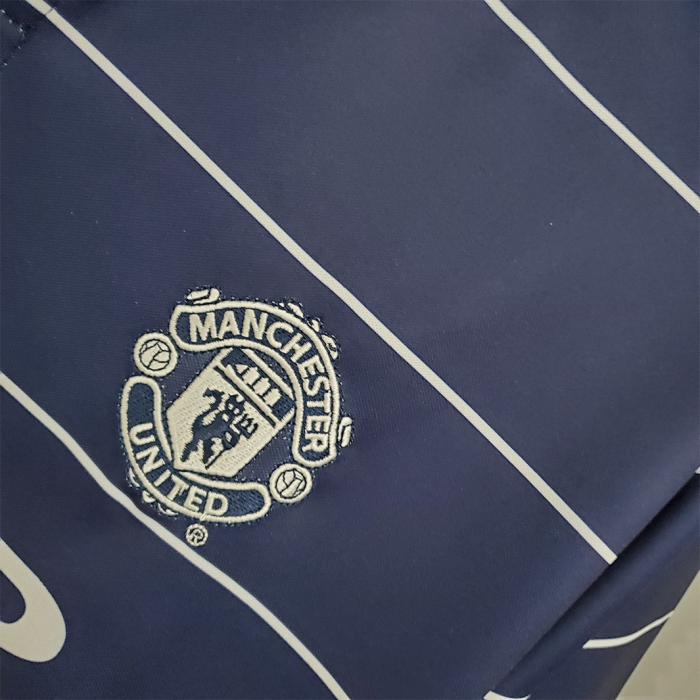 Manchester United 1999/00 Away Jersey – Retro Version - Image 7