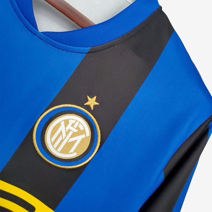 Inter Milan 2008/09 Home Jersey - Retro Version - Image 4