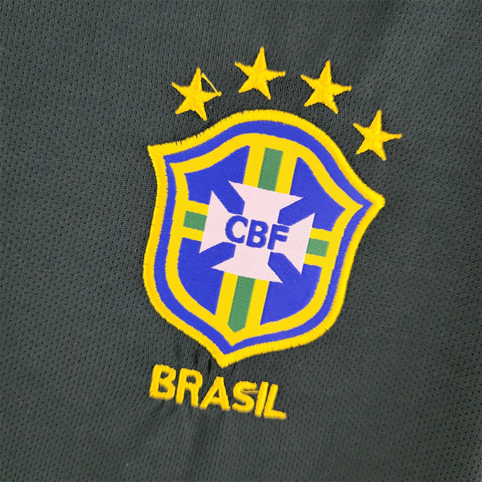 Brazil 1998 Goalkeeper Jersey – Retro Version - Image 12