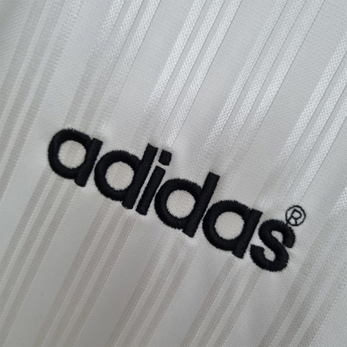 River Plate 1995/96 Home Jersey - Retro Version - Image 2