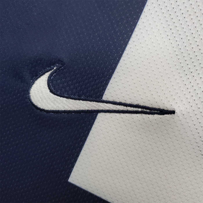 Paris Saint-Germain (PSG) 2013/14 Home Jersey – Retro Version - Image 8