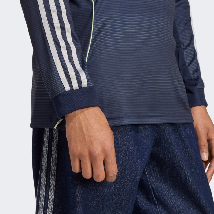 Real Madrid 2025/26 Away Jersey Long Sleeve – Fan Version - Image 2