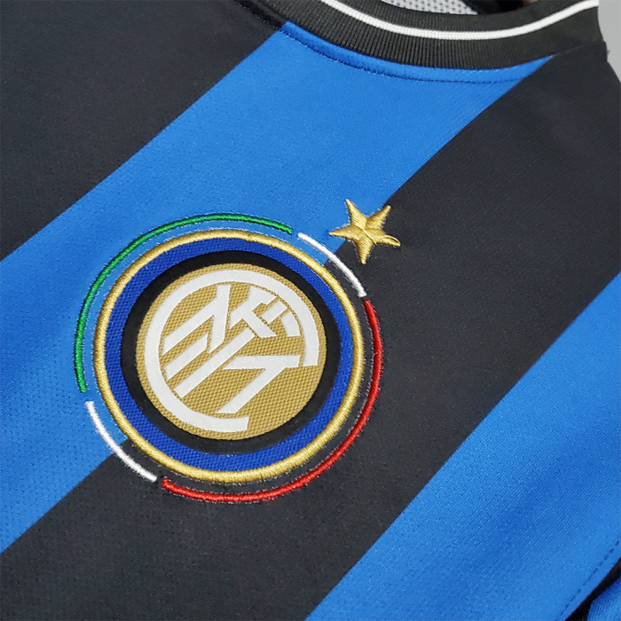 Inter Milan 2010/11 Home Jersey - Retro Version - Image 3
