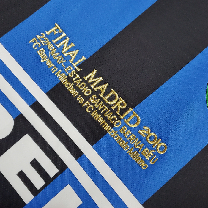 Inter Milan 2010/11 Home Jersey - Retro Version - Image 4