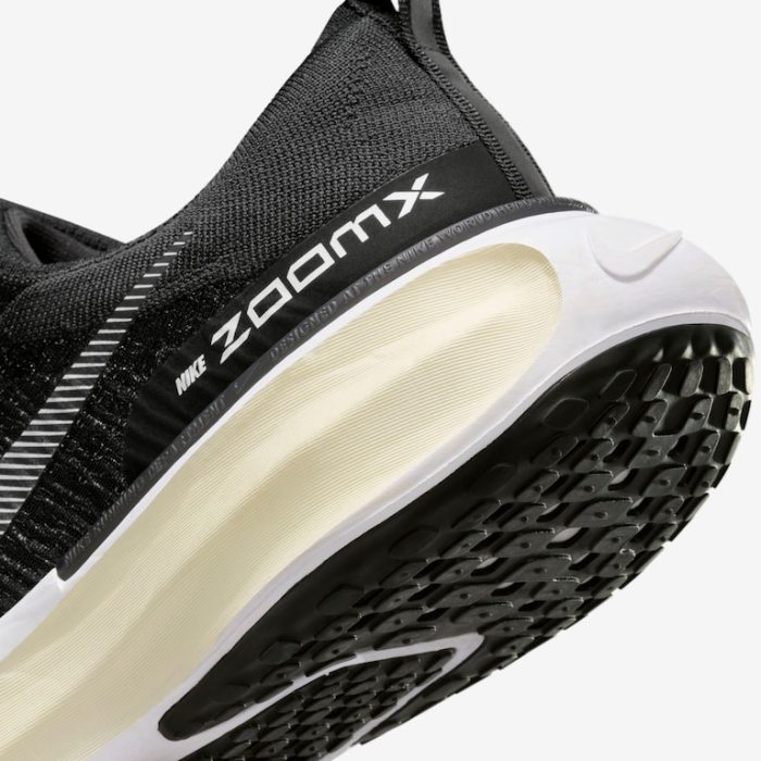 Nike Invincible Run 3 Black White - Image 3
