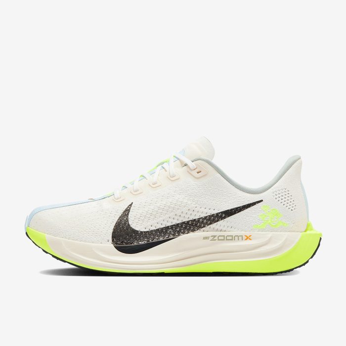 Nike Pegasus Plus Sail/Black-Pale Ivory-Volt - Image 3