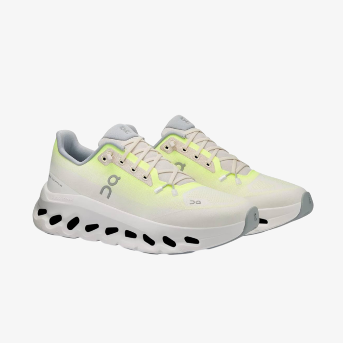 On Cloudtilt - Image 2