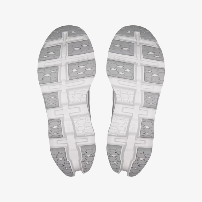 On Cloudmonster 3 - Image 3