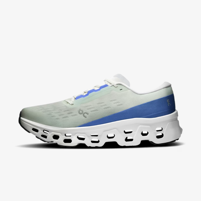 On Cloudmonster 3 - Image 3