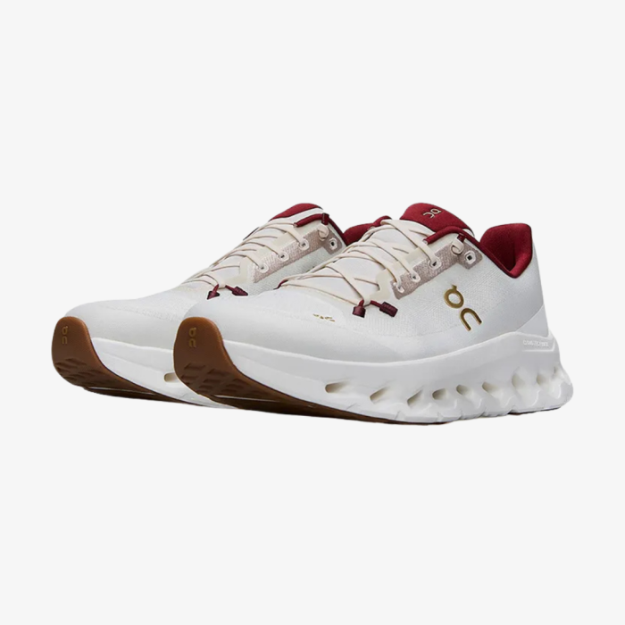 On Cloudtilt - Image 3