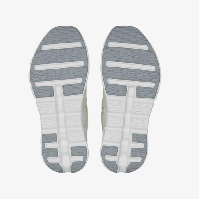 On Cloudtilt - Image 4