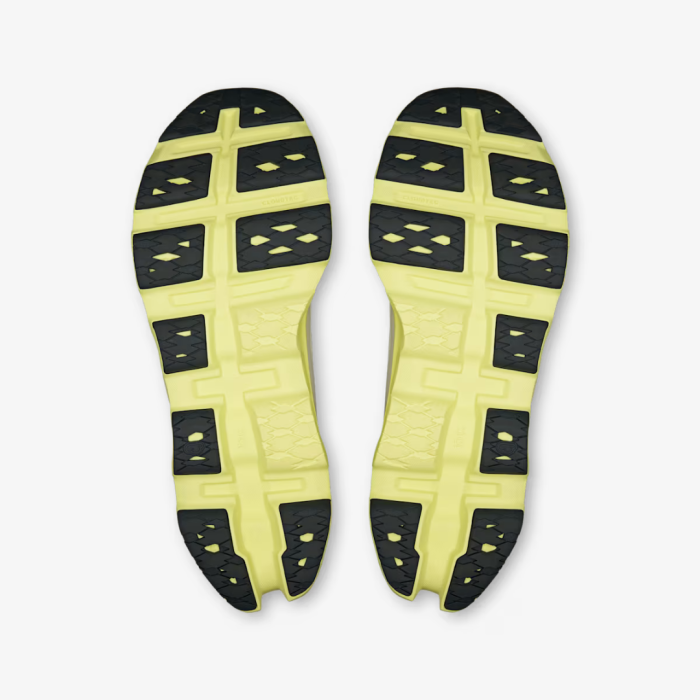 On Cloudmonster 3 - Image 4