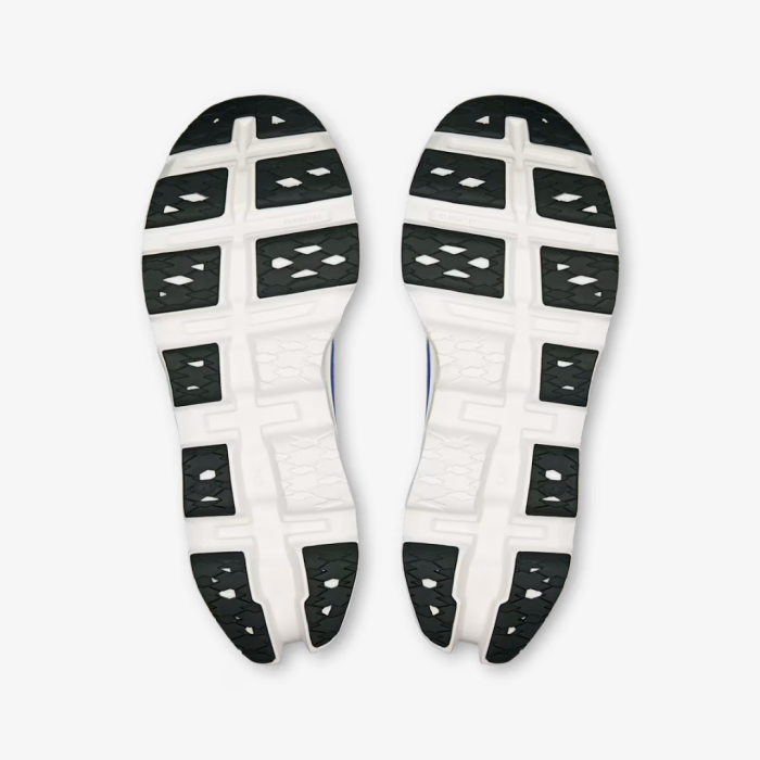 On Cloudmonster 3 - Image 4