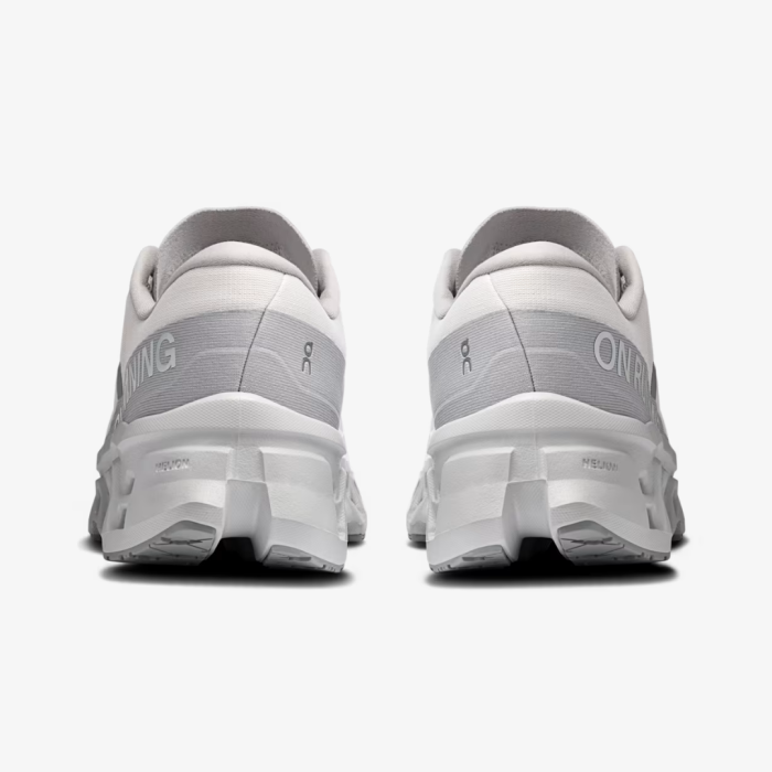 On Cloudmonster 3 - Image 6