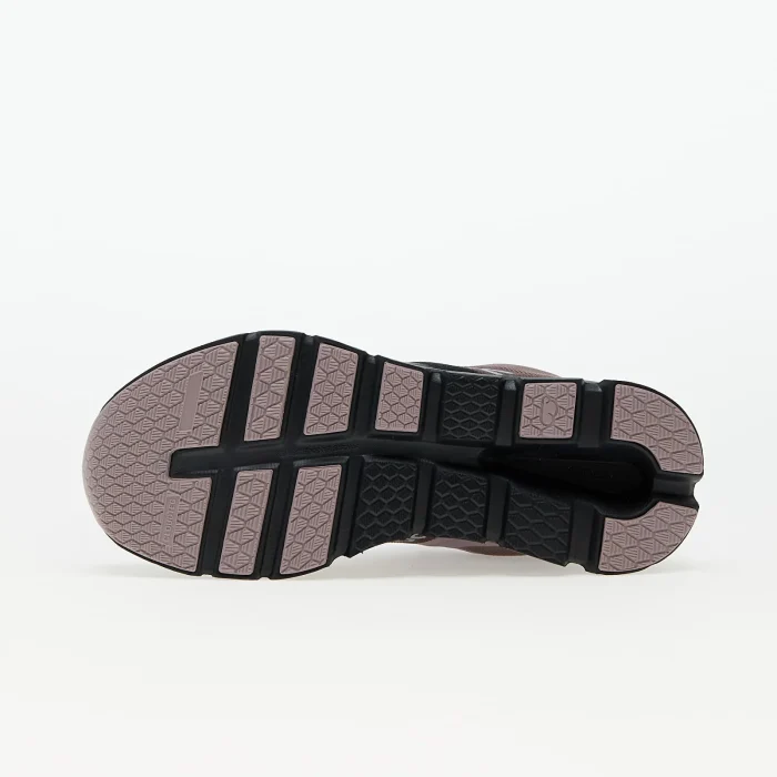 On Cloudrunner 2 - Image 5