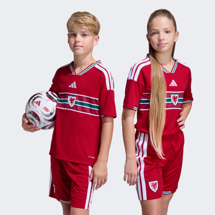 Wales 2026 Home - Kids Kit - Image 8